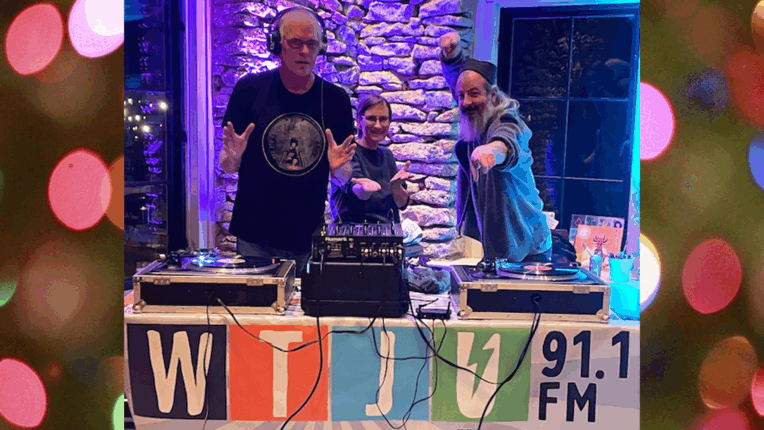 holiday party image II